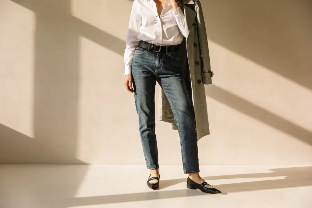 10 Simple Jeans Outfit Ideas That Always Work: Timeless Style Hacks