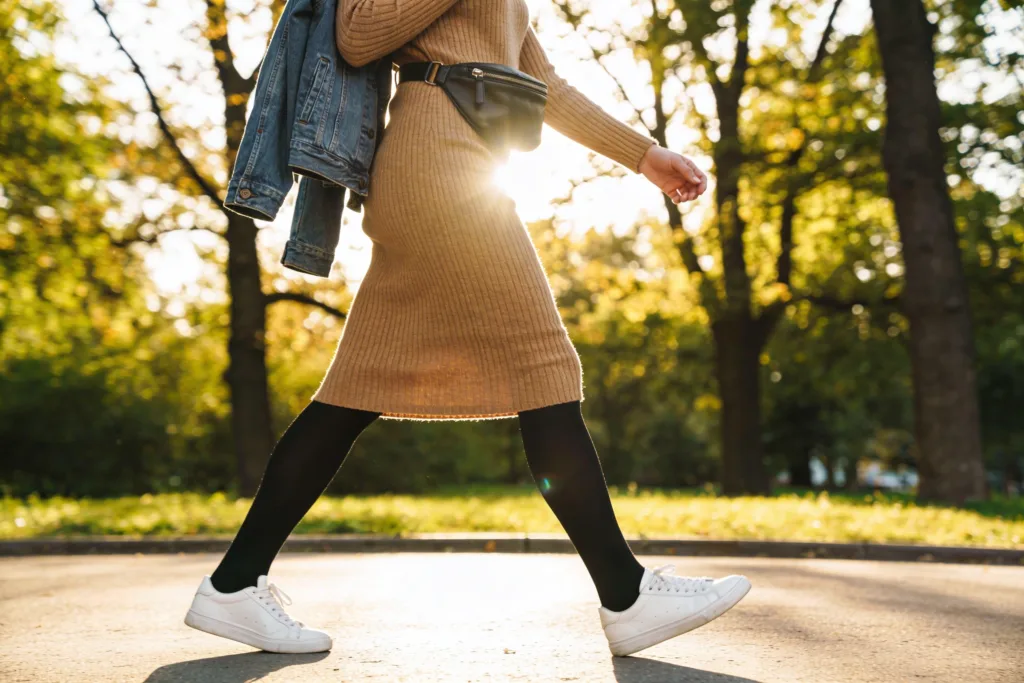 9 Soccer Mom Outfit Ideas That Are Practical and Stylish: Chic on the Go