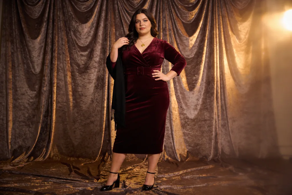 10 Plus Size Date Night Outfits That Feel Romantic: Velvet to Velvet Glam